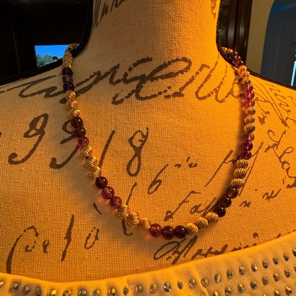 24.29g of 14 k gold and amethyst balls! Necklace!
